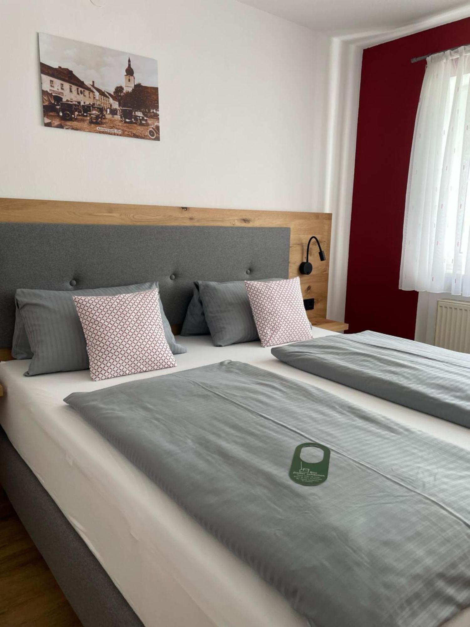 Hotel Weisses Ross 콘너스로이트 외부 사진